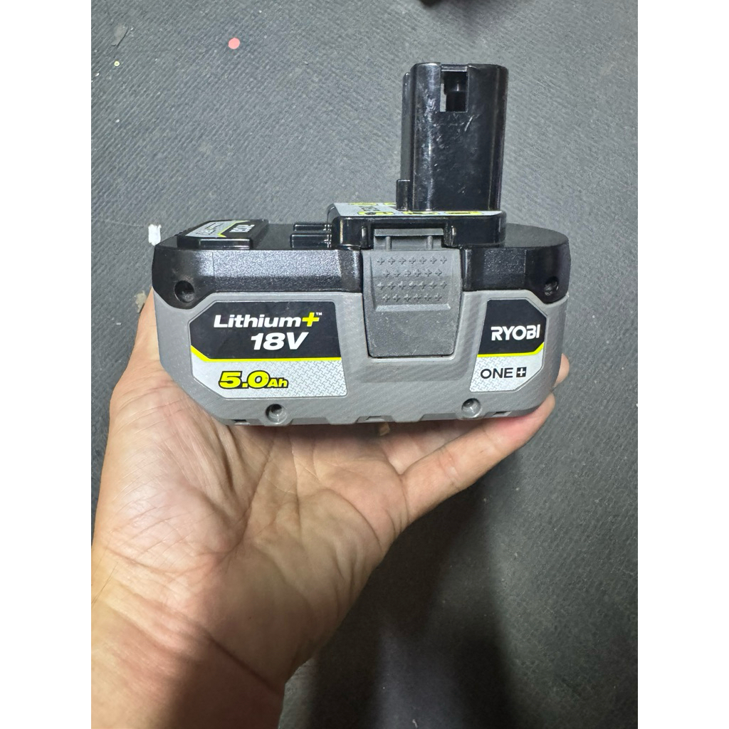 Vỏ pin ryobi 18v mẫu mới