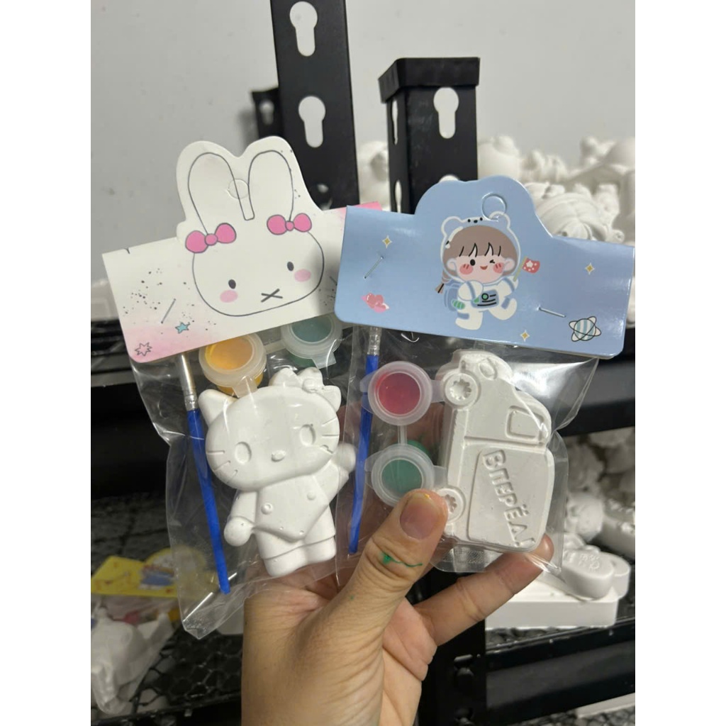 Sỉ set quà tô tượng  siêu xinh kèm cọ màu tặng sinh nhật, sự kiện, tết