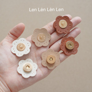 Nút hít gài hình hoa chất liệu da PU 15mm (tính cả hoa 35mm) - phụ kiện làm túi handmade