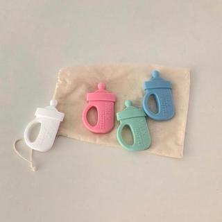 Gặm nướu bình sữa Hàn Quốc dành cho bé ss, chất liệu an toàn với trẻ 429
