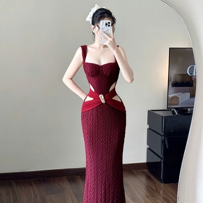 Đầm thiết kế dự tiệc body phom ôm dáng dài cutout eo sang trọng Callene (L2706)
