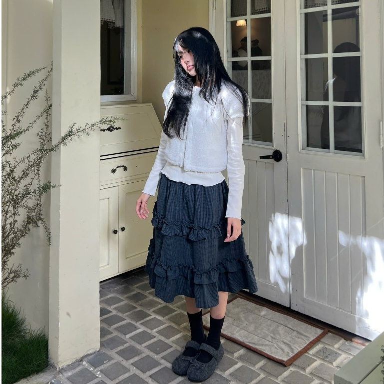 AREUM Chân váy caro nhí RINA Skirt nhún bèo tầng lưng chun | BigBuy360 - bigbuy360.vn