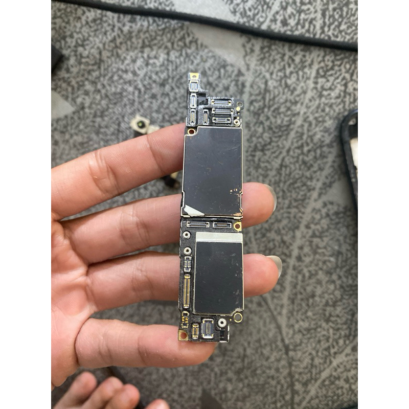 main xrlock 64gb không icloud