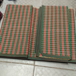 Chiếu nhựa  xếp gọn