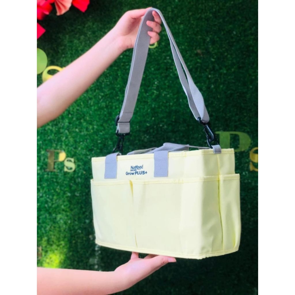 Túi bỉm sữa đa năng Hkm Nutifood tiện ích