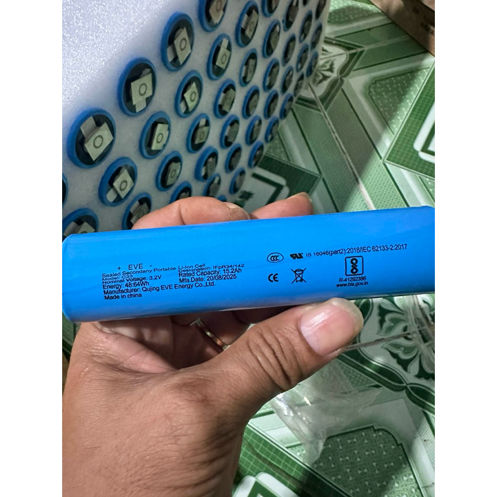 pin 33140 EVE 3.2V Dung Lượng 15.000mah  ( Mới 100% ) đã hàn kẽm và tặng khung và đã cân bằng pin