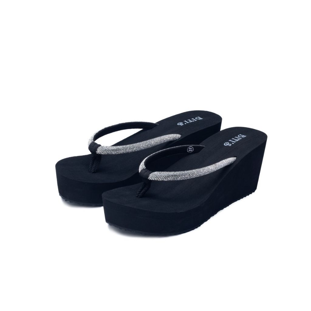 Dép xốp Nữ Biti's BXW016700DEN (Đen)