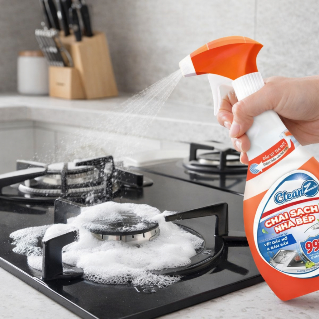 Chai sạch nhà bếp Cleanz giúp tẩy dầu mỡ màng bám xoog chảo, chai xịt đa năng hương chanh dung tích 