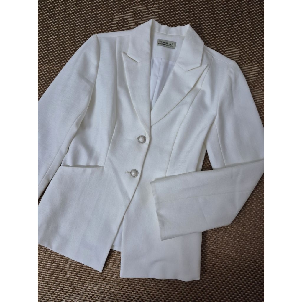 TL áo vest/blazer trắng kem Newday