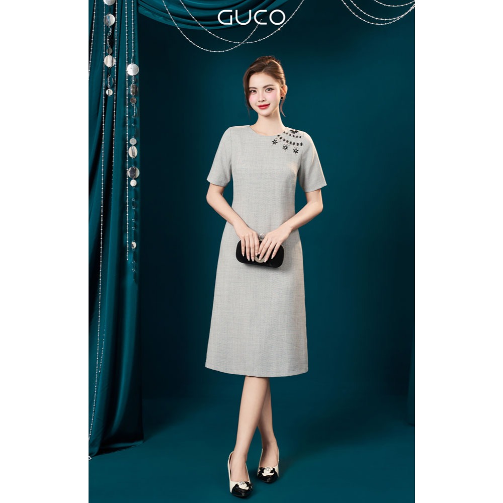 [HOT GUCO] ĐẦM A CỔ TRÒN ĐÍNH ĐÁ 1 BÊN ĐI TIỆC SIÊU SANG - XÁM - 5031