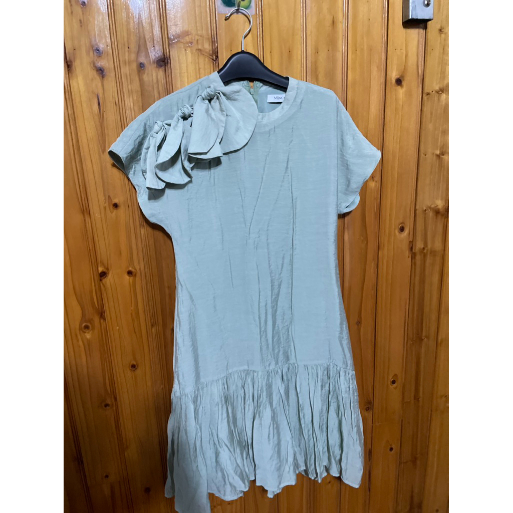 váy MIJOO m mau that nhat anh cuối xanh nhạt