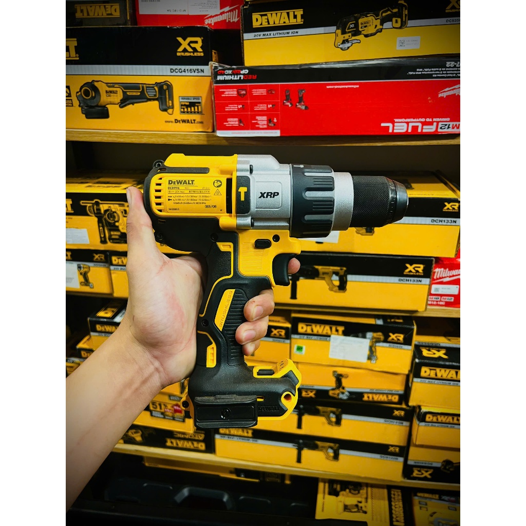 Máy khoan động lực dùng Pin 18V/20Vmax Dewalt DCD996