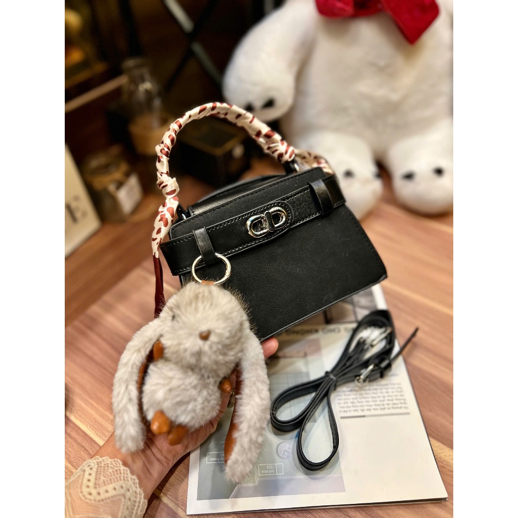Túi đeo chéo nữ form hộp da lộn,túi đeo vai tặng kèm charm thỏ dễ thương phong cách tiểu thư Đăng Túi DK096 | BigBuy360 - bigbuy360.vn