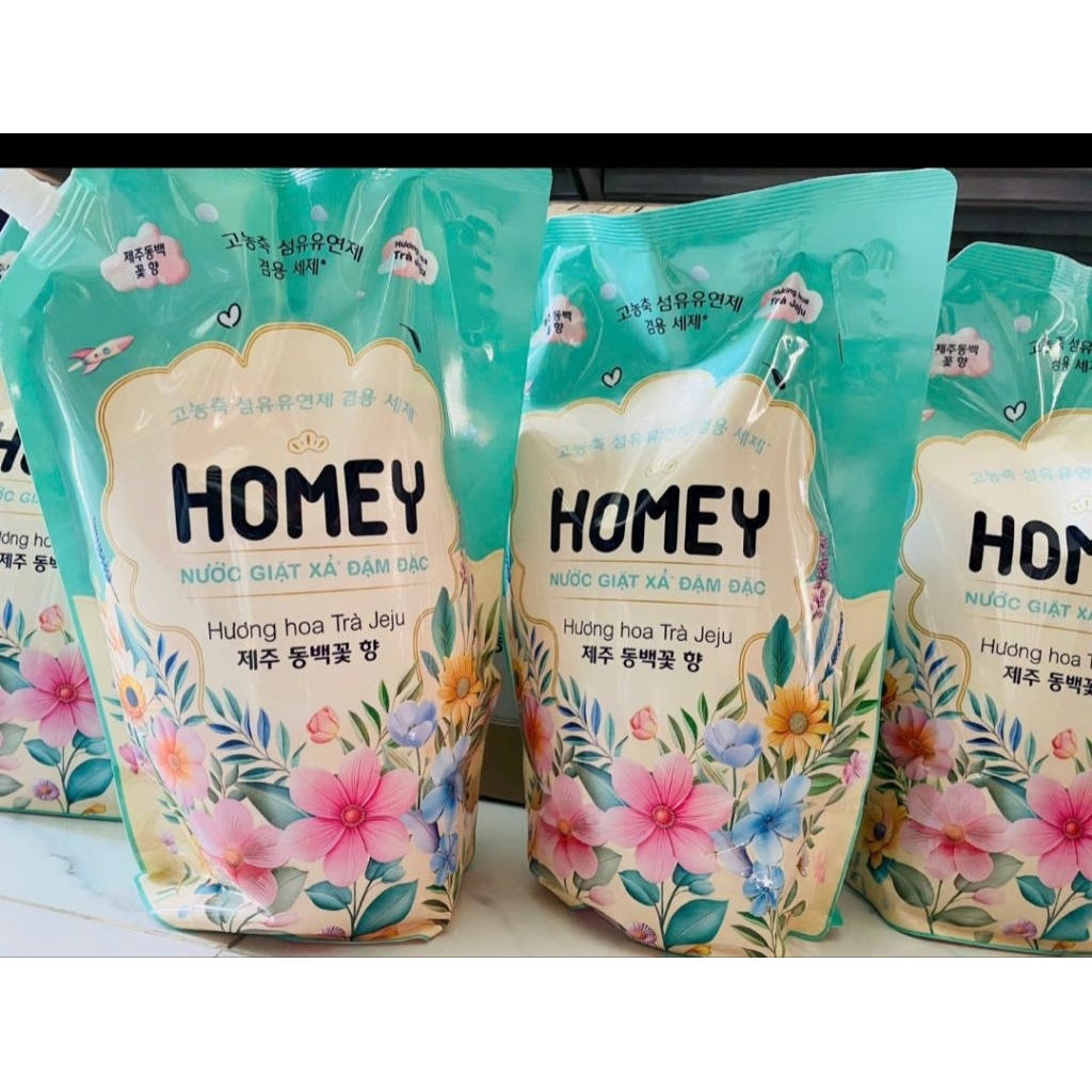 Nước giặt xả đậm đặc Homey túi 3,4kg. Nước giặt xả Homey hương hoa trà Jeju