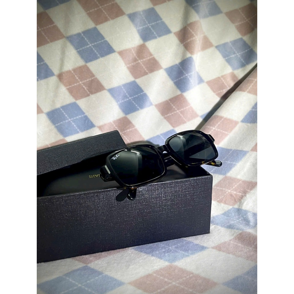 Kính đồi mồi Rayban RB2189 Benji