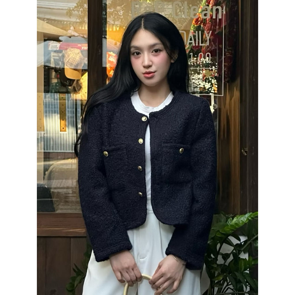 [PASS] Áo khoác dạ tweed kiểu bông xù cúc đồng Kimee House thu đông