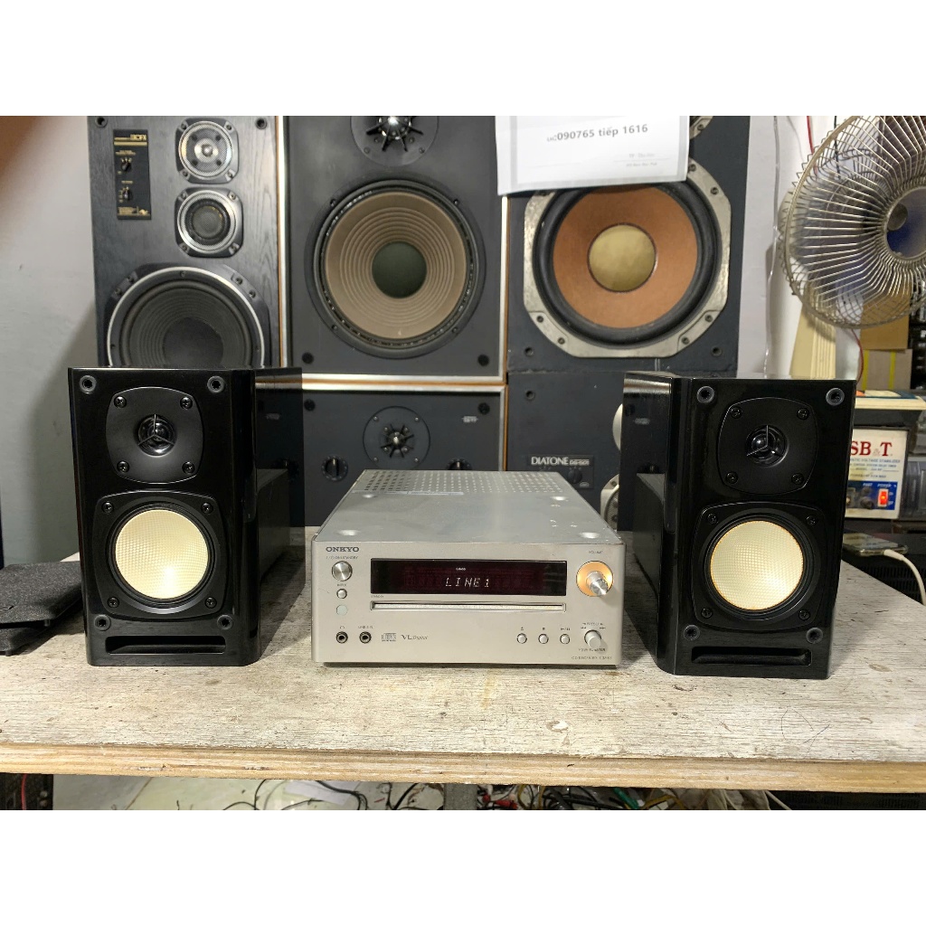 Bán Bộ dàn nghe nhạc Onkyo  CR- S1   hát cực hay chi tiết (điện 110v)  Hàng bãi nhật về sài điện 110