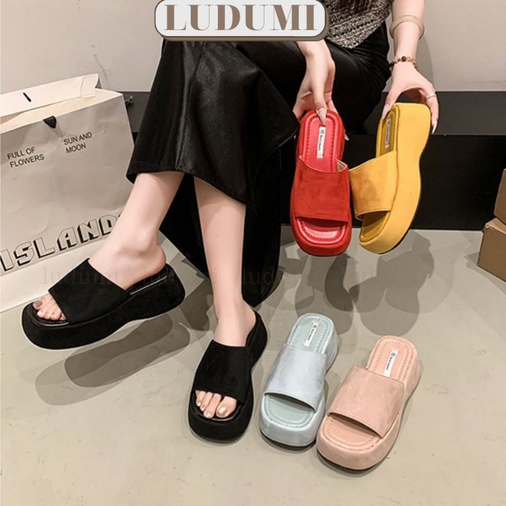 (Mẫu Mới ) LUDUMI Dép đế xuồng quai ngang da beo kiểu ,cao 7 phân nhẹ êm