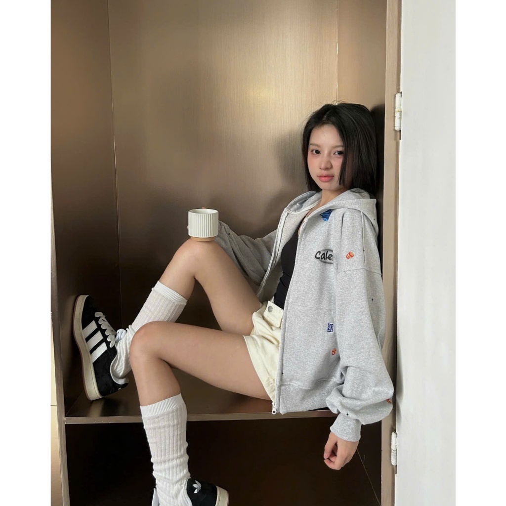 Calem.Club- Áo Hoodie Zip CALEM STICKER chất nỉ chân cua form boxy nam nữ áo khoác nỉ dây kéo mùa đông | BigBuy360 - bigbuy360.vn