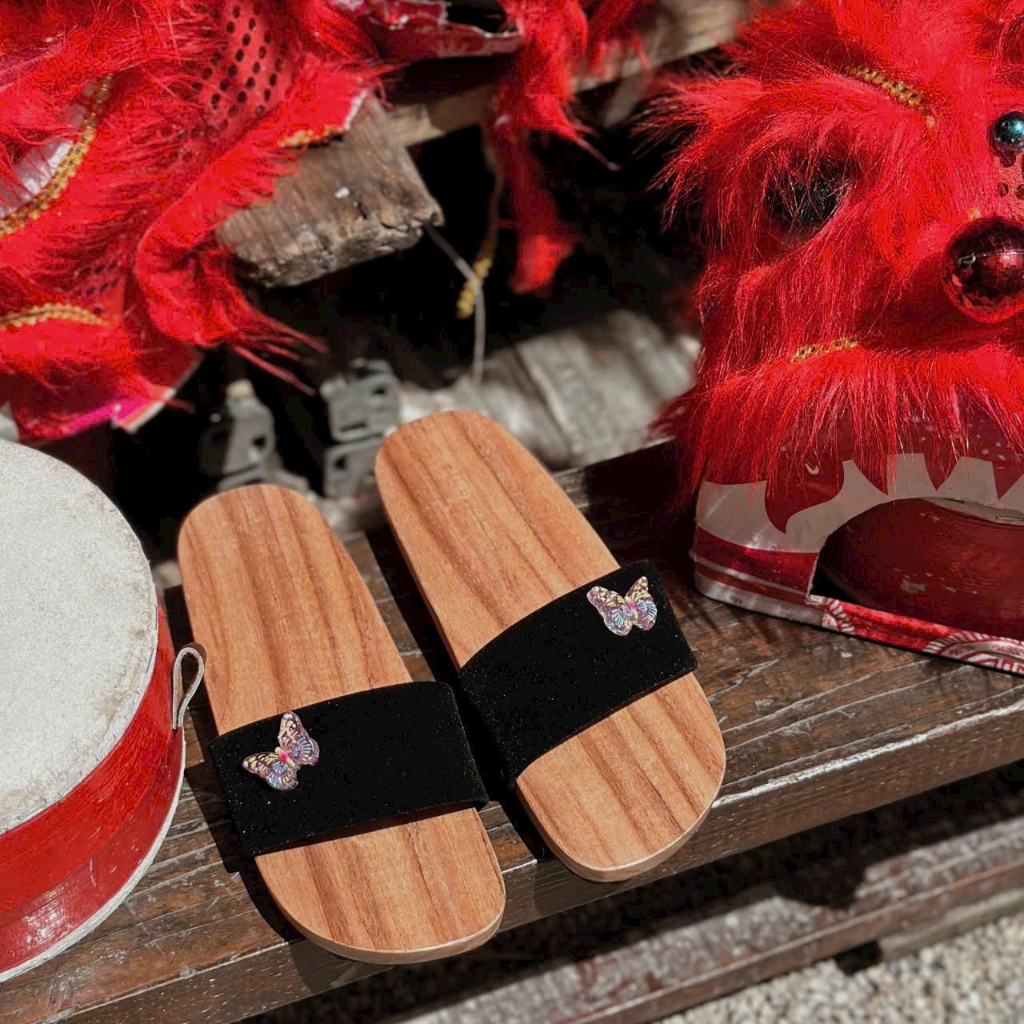 Dép Guốc Gỗ Mộc Quai Ngang Chất Tuyết Nhung Mềm Êm Kiểu Dáng Truyền Thống MT Store GM008