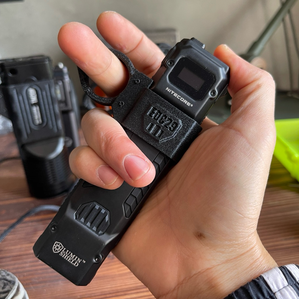 TACTICAL RING Nhẫn Đèn Pin Chiến Thuật NITECORE EDC29