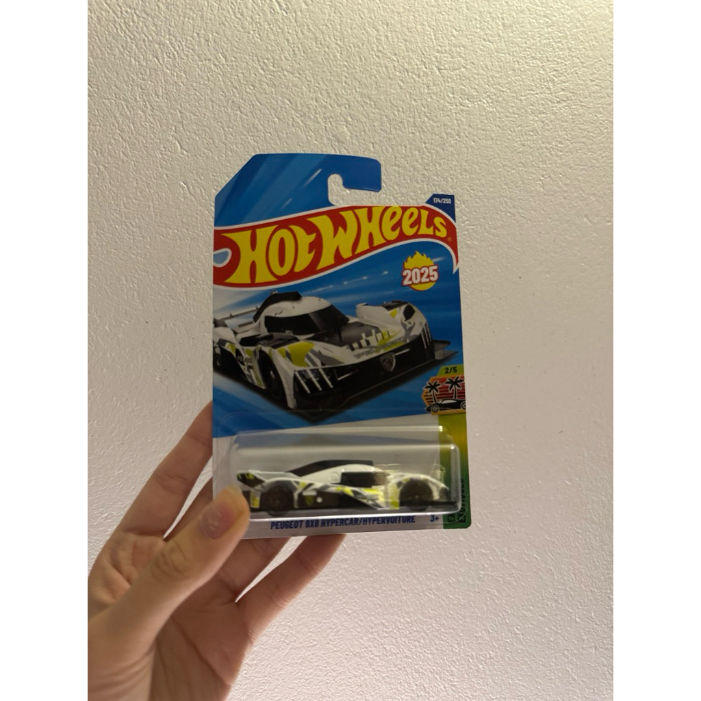 Peugeot-9x8-Hypercar