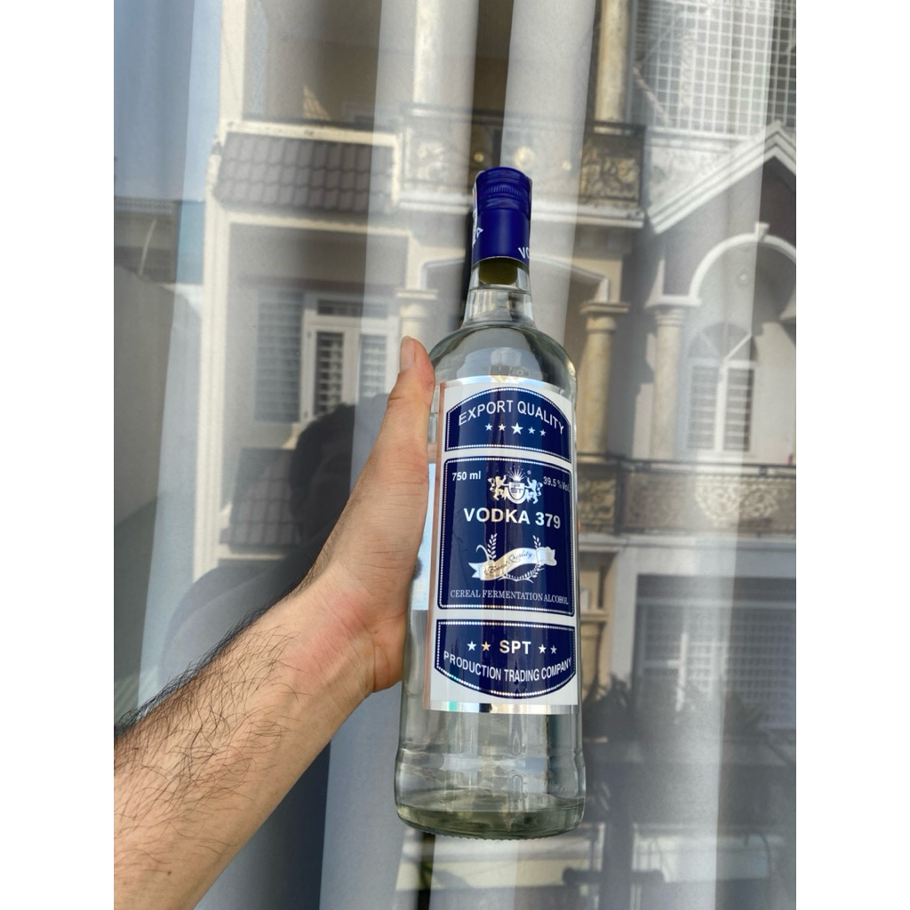 VODKA 379 Xanh  39.5% 750ml