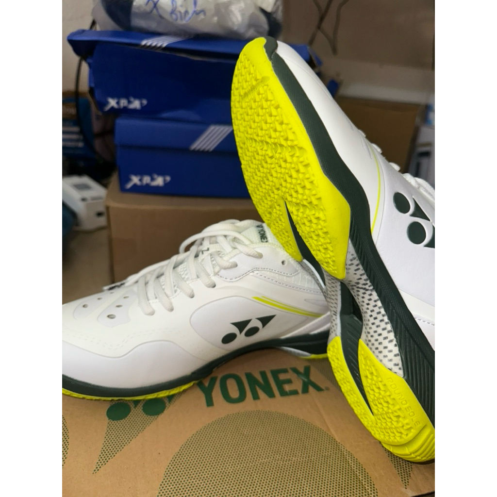 Giày cầu lông 65z4 VA với nhiều công nghệ hiện đại thời trang