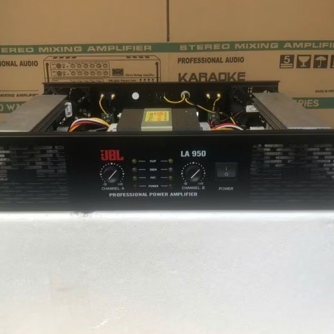 Cục Đẩy 2 Kênh 16 Sò JBL. LA - 950