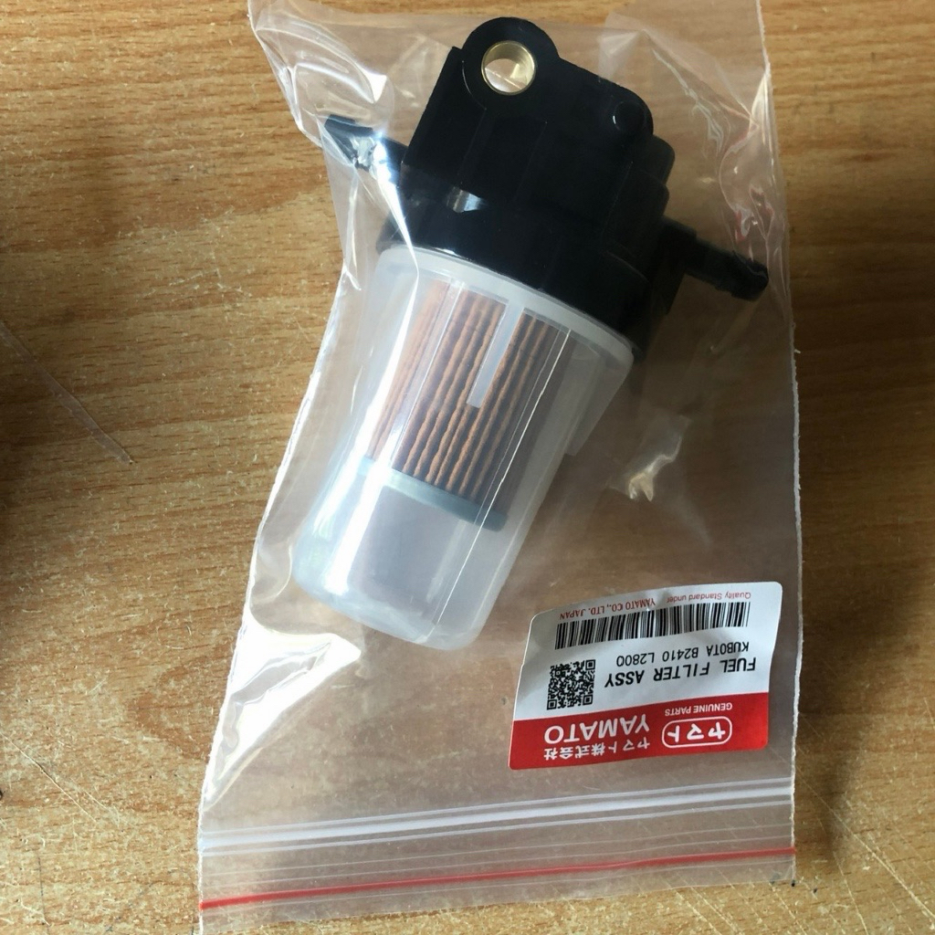 Lọc dầu dầu (bộ lọc nhiên liệu ) dùng cho máy Kubota B2320 B2410 L2800 L3400 LX2610HSD M5640SU RTVX1