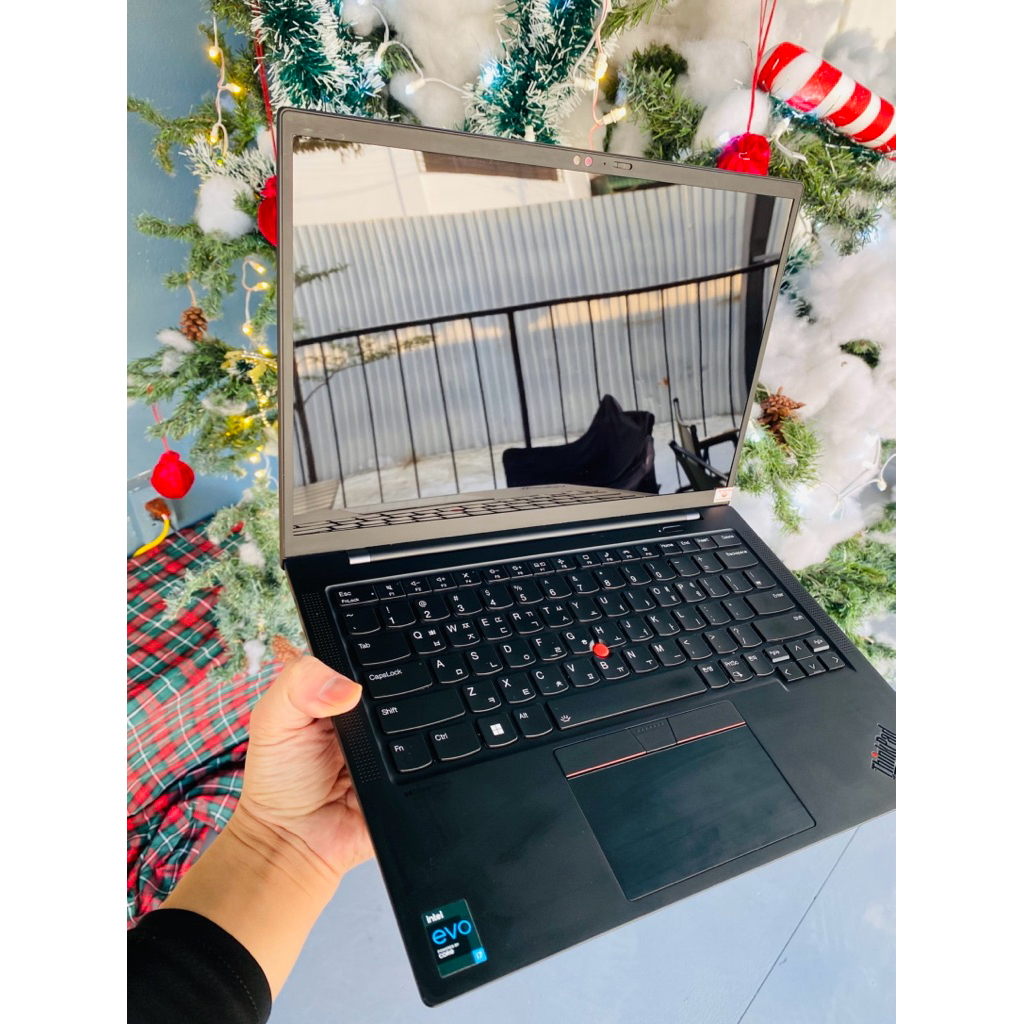[Giá rẻ nhất] Laptop Thinkpad X1 Carbon Gen 9 Core i7-1165G7 RAM 32G SSD 512Gb Màn 4K Pin 100%