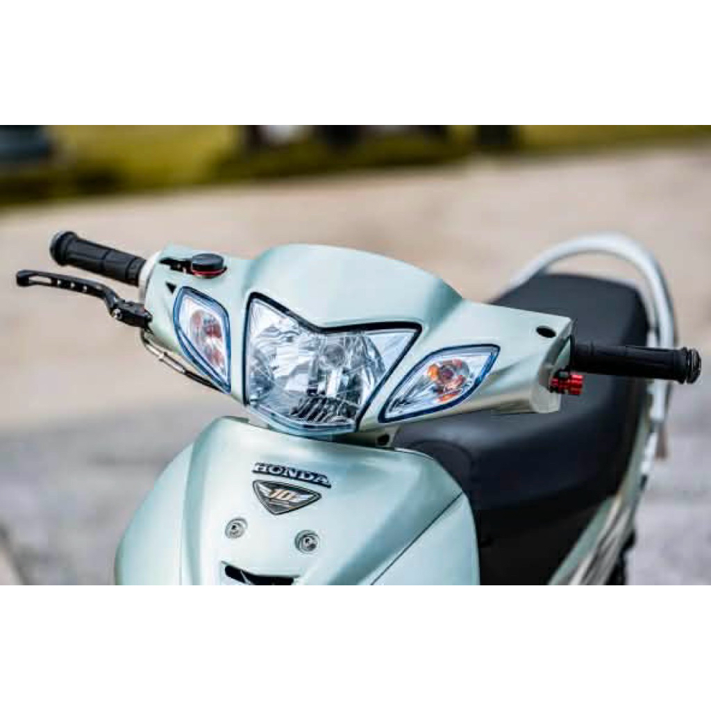 Tem ghép chrome wave 125i bản kỉ niệm cho future II - kèm tem nổi 10th million mặt nạ (tem không có 