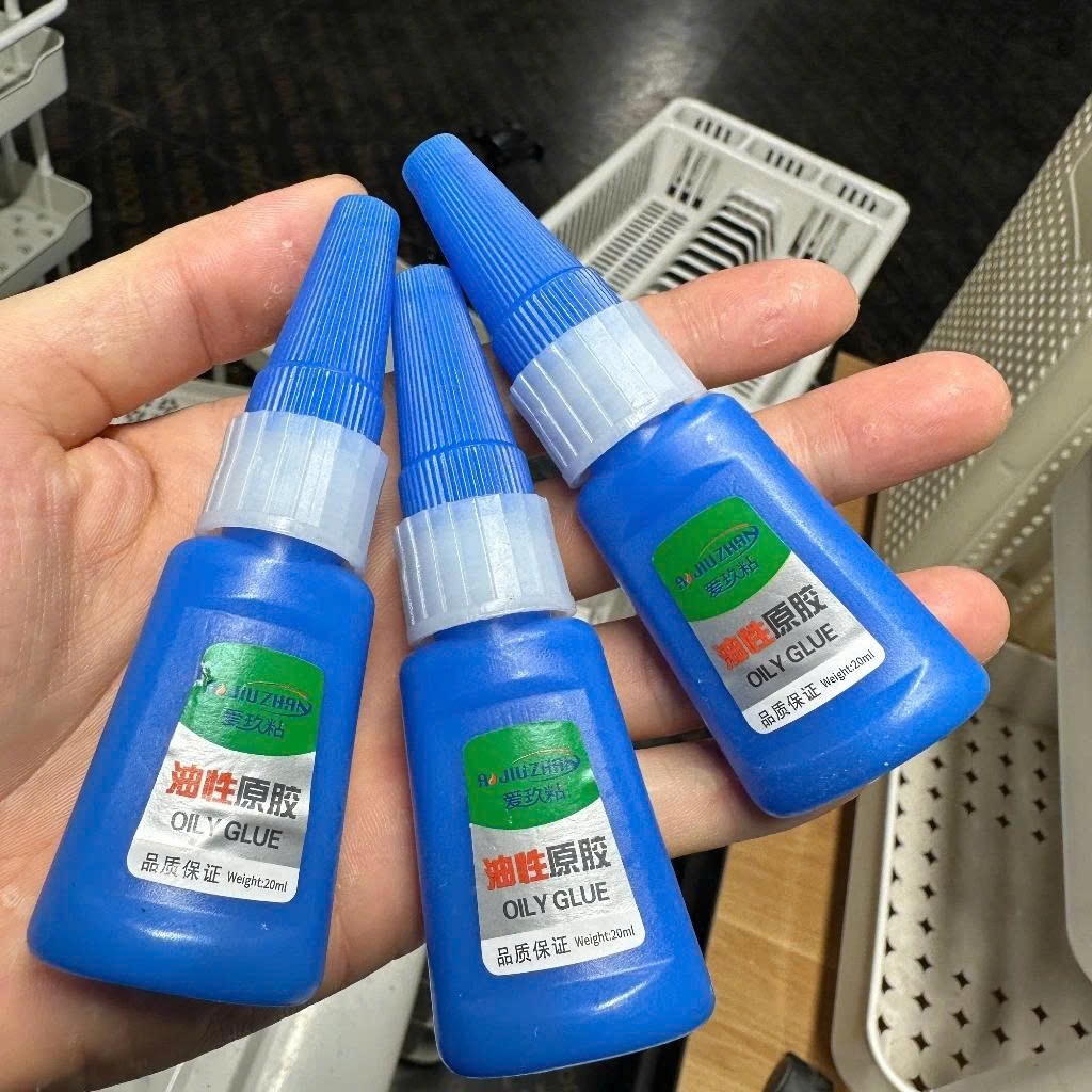 Combo 3 Lọ Keo OILY GLUE Đa Năng Gấp 50 Lần Keo 502