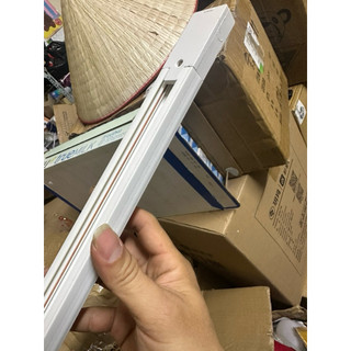 thanh ray 1m , 1.5m ray đèn rọi