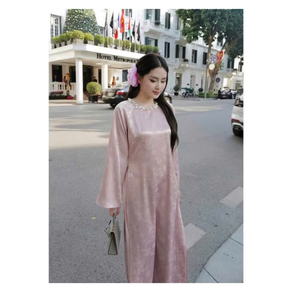 Áo dài dáng suôn phối cổ cườm họa tiết gấm hoa - AD THANH TRÚC | BigBuy360 - bigbuy360.vn