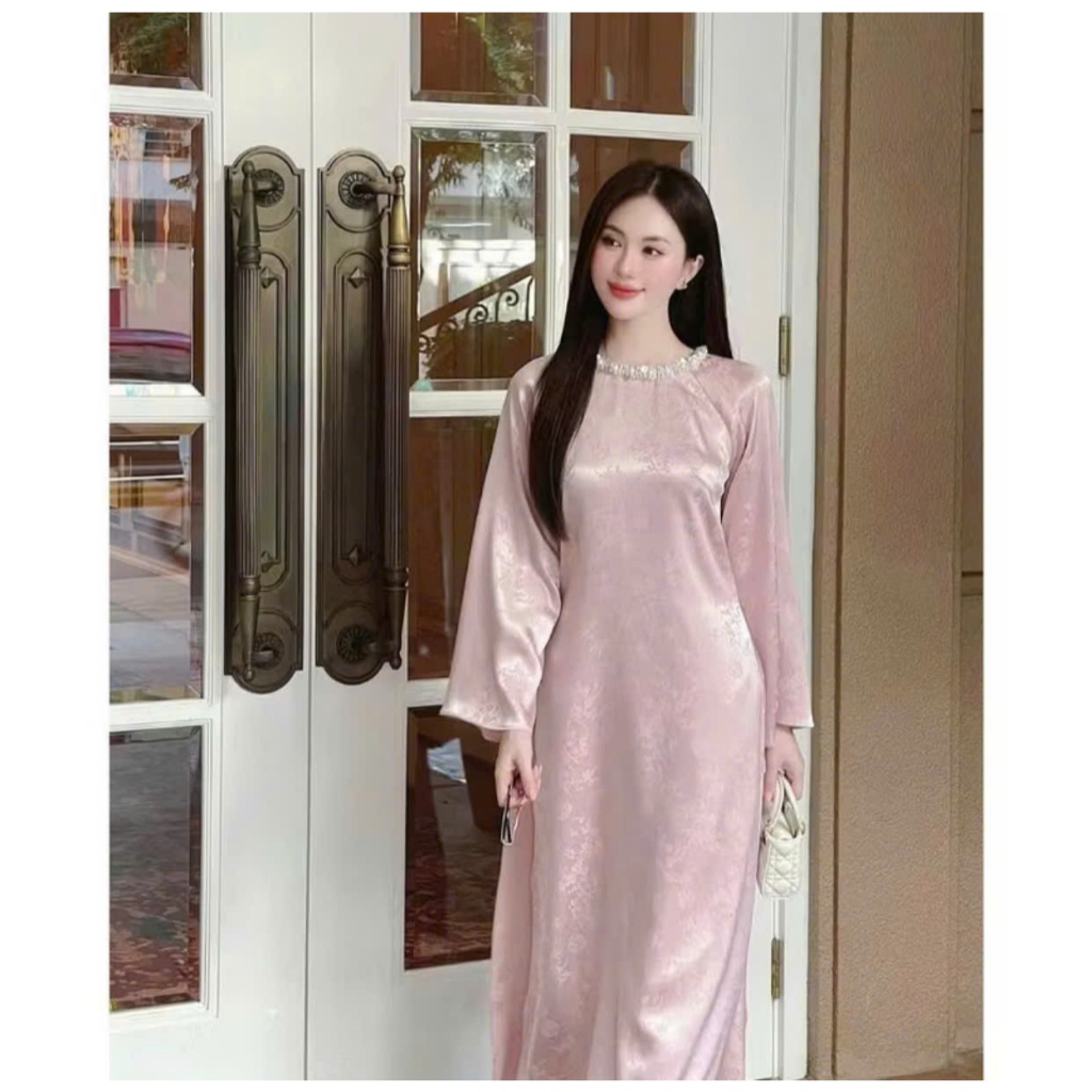 Áo dài dáng suôn phối cổ cườm họa tiết gấm hoa - AD THANH TRÚC | BigBuy360 - bigbuy360.vn
