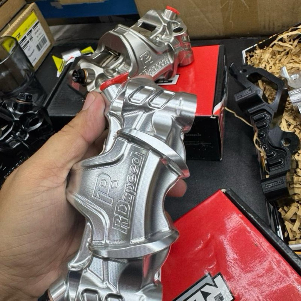 heo rd dc3 4 piss chân 100