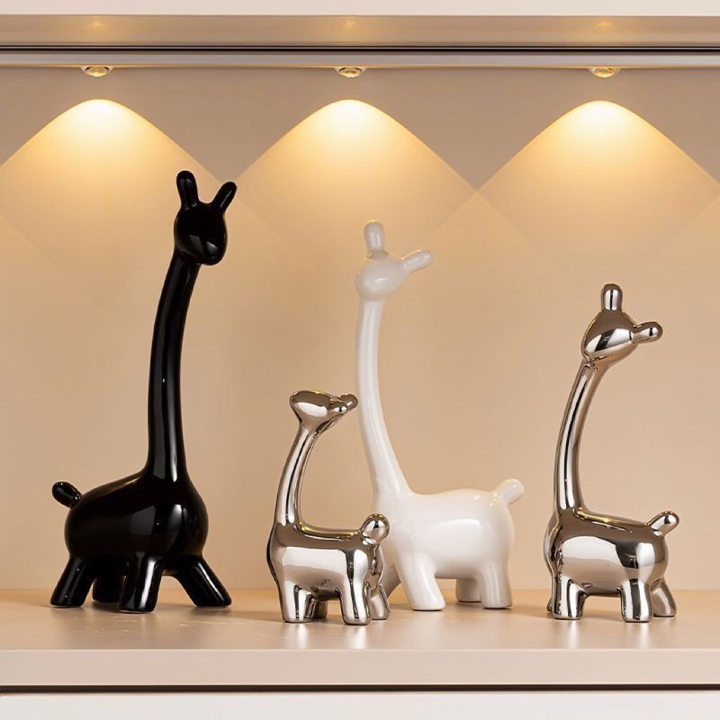 Tượng gia đình hươu 4 thành viên – Decor phòng khách, kệ tivi, tủ trang trí