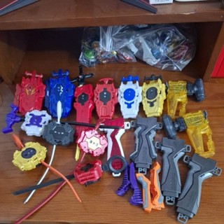  Phóng quay Beyblade Takara Tomy String Light Launcher 