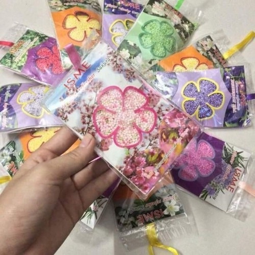 Túi thơm để tủ quần áo Thái Lan isme  nhiều mùi hương thảo mộc cho nhà tắm, phòng khách, ô tô