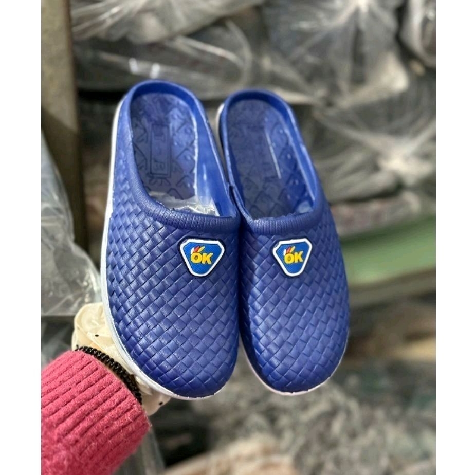 (Hàng loại tốt) DÉP SỤC OK ĐI MƯA MỀM DẺO CHỐNG TRƠN TRƯỢT CÁC BÀ CÁC MẸ ĐỀU THÍCH