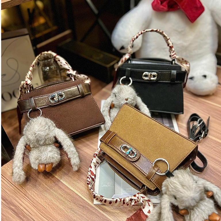Túi đeo chéo nữ form hộp da lộn,túi đeo vai tặng kèm charm thỏ dễ thương phong cách tiểu thư Đăng Túi DK096 | BigBuy360 - bigbuy360.vn