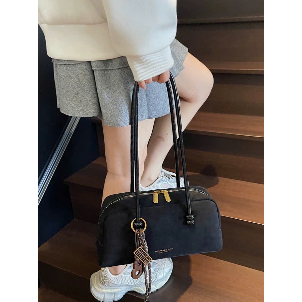 Túi xách tay nữ, túi đeo vai form mềm dáng bầu, thiết kế tối giản phong cách công sở dễ phối đồ Đăng Túi DK435 | BigBuy360 - bigbuy360.vn