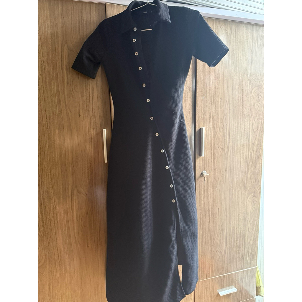 Thanh lý váy Edini size S eo dưới 70