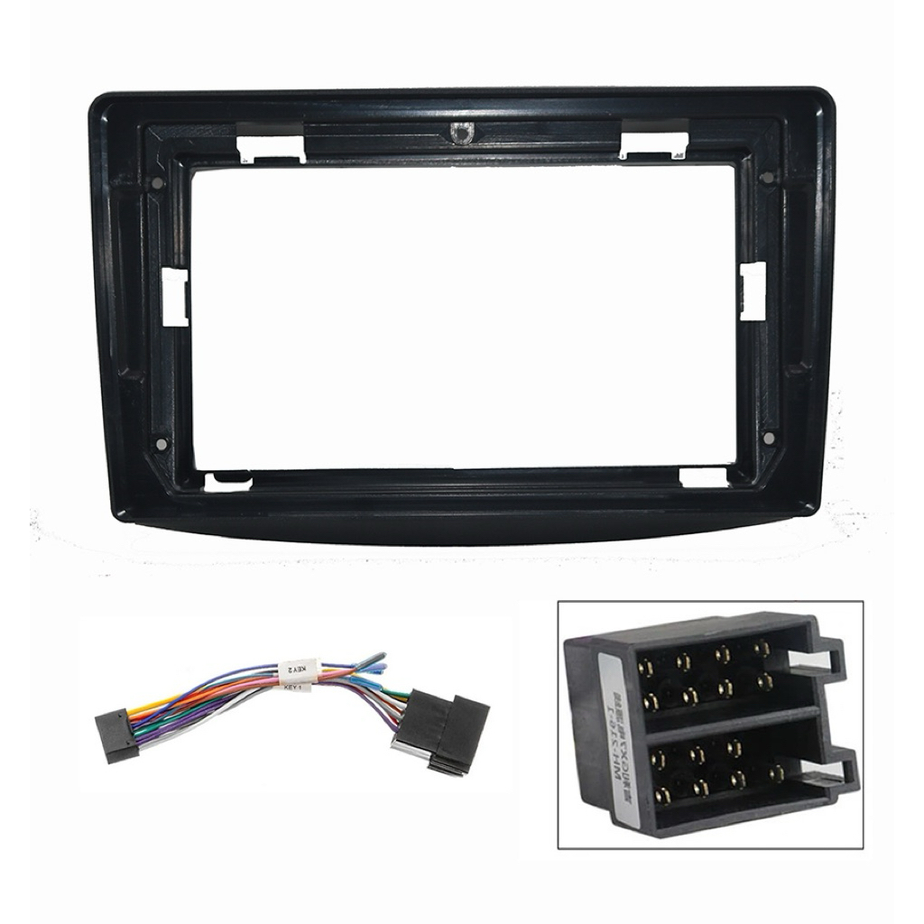 Giắc nguồn xe Fortuner 2015