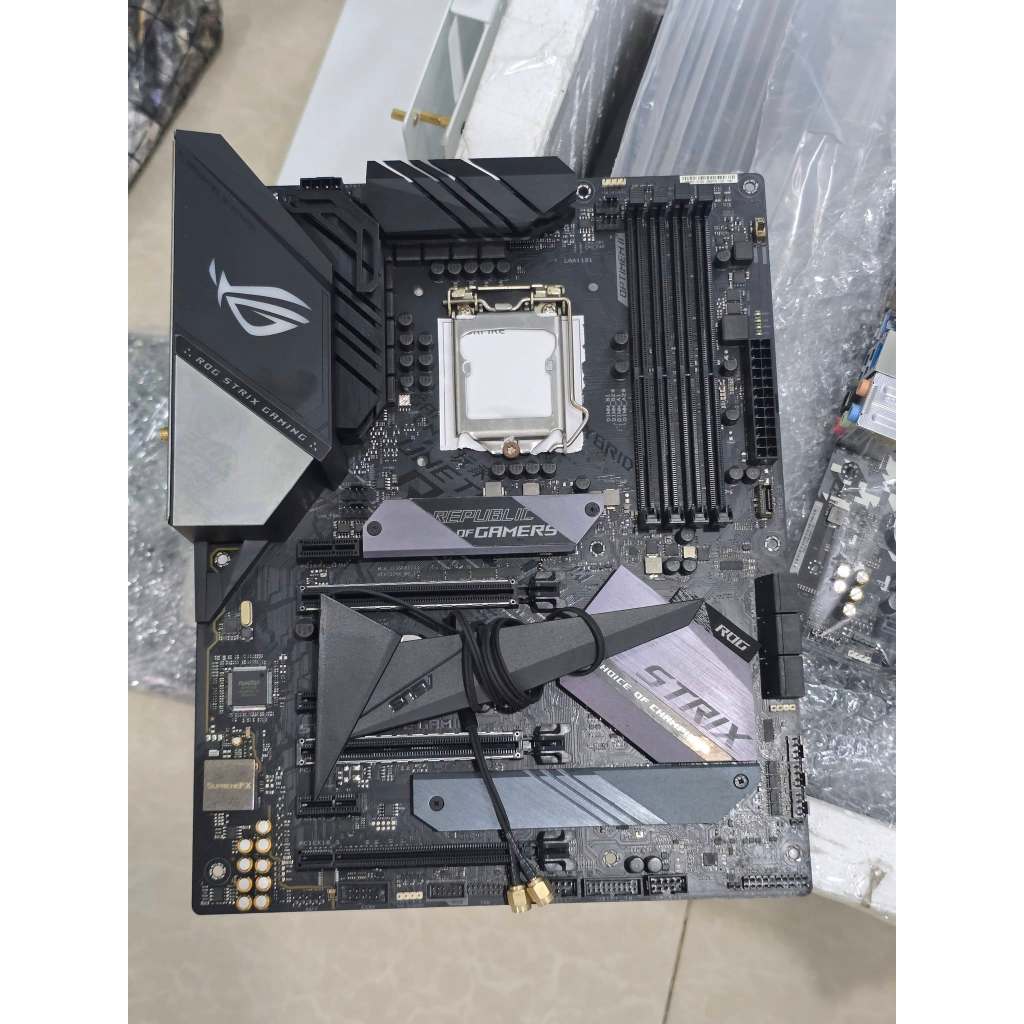MAIN ASUS STRIX Z390 E GAMING WIFI SIÊU ĐẸP