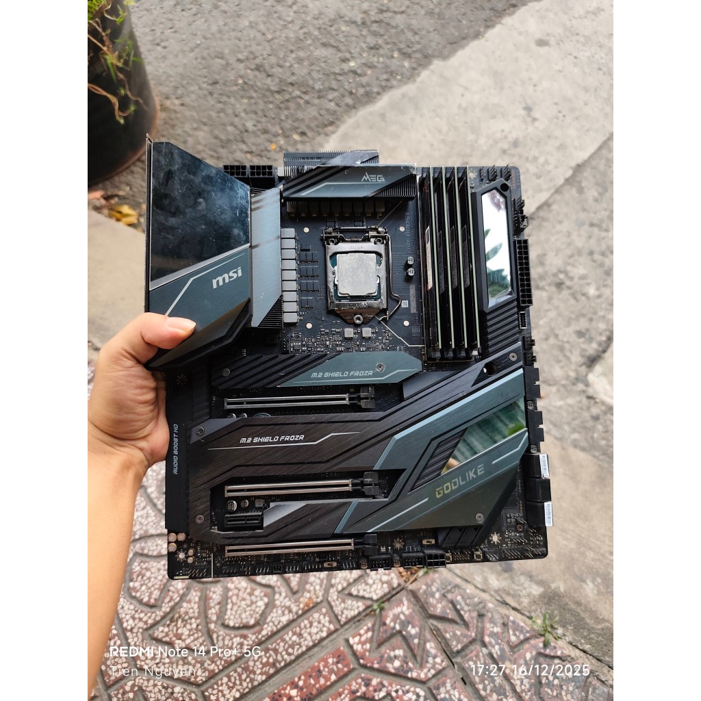 MAIN MSI MEG Z490 GODLIKE