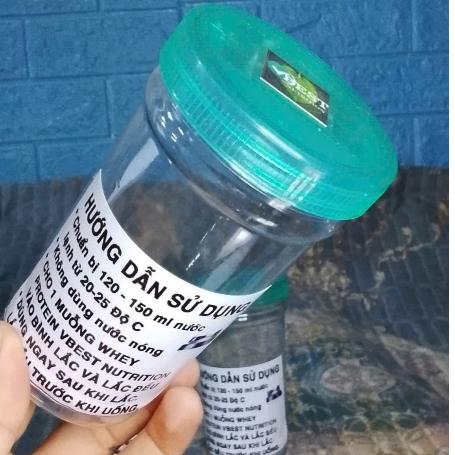 HŨ NHỰA ĐỰNG WHEY & LẮC BỘT TIỆN LỢI 180ML - VBEST NUTRITION