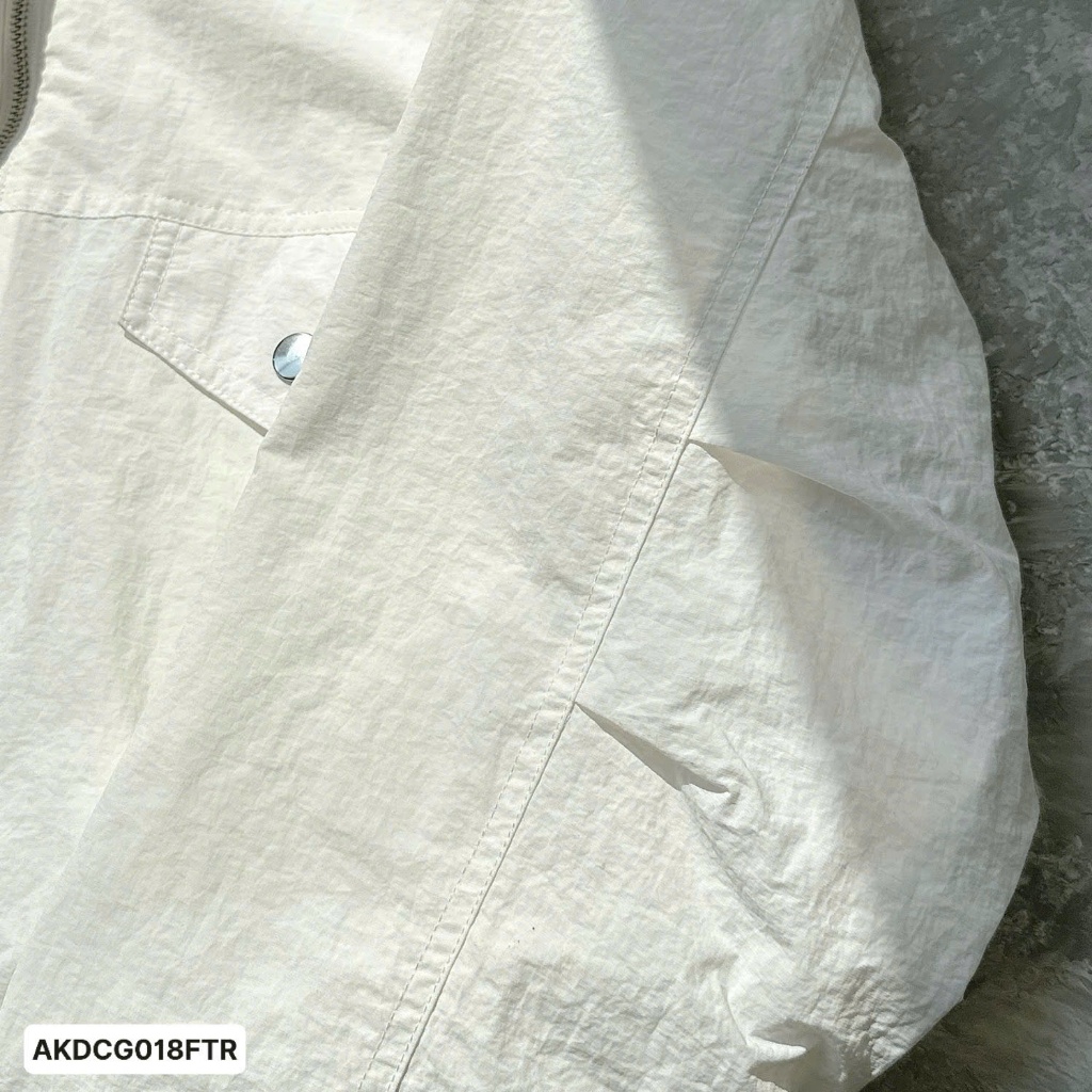 [DÒNG CAO CẤP MỚI]Áo Khoác Dù Nhăn Trượt Nước Chống UV Nút Bấm Che Khóa Kéo Lót Lụa Mịn Giữ Ấm Mùa Lạnh - weyu.studio | BigBuy360 - bigbuy360.vn