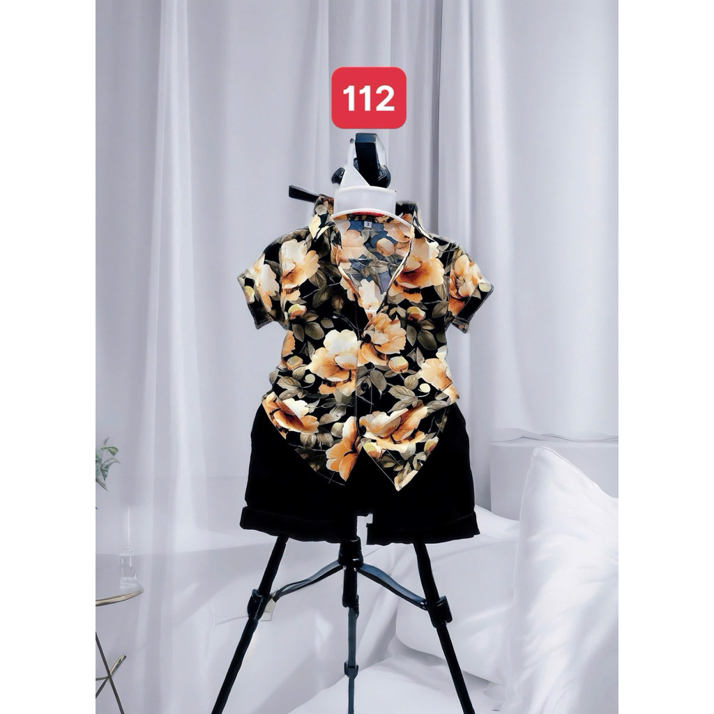 Sơ mi hoạ tiết hoa trên nền đen M112